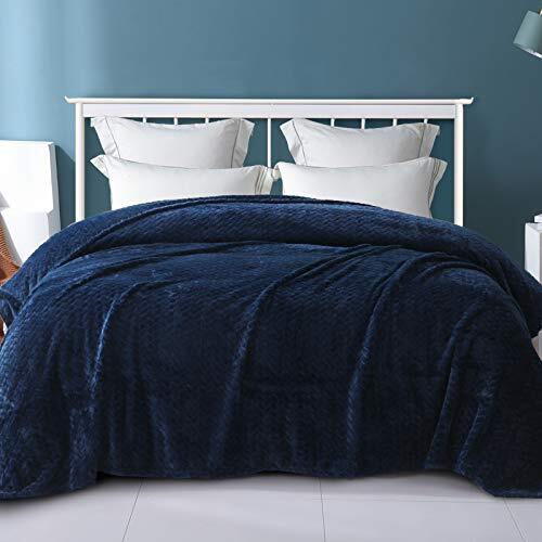 Queen Size Flannel Fleece Blanket 90x90 Inches Leaves Pattern Velvet Plush Be...