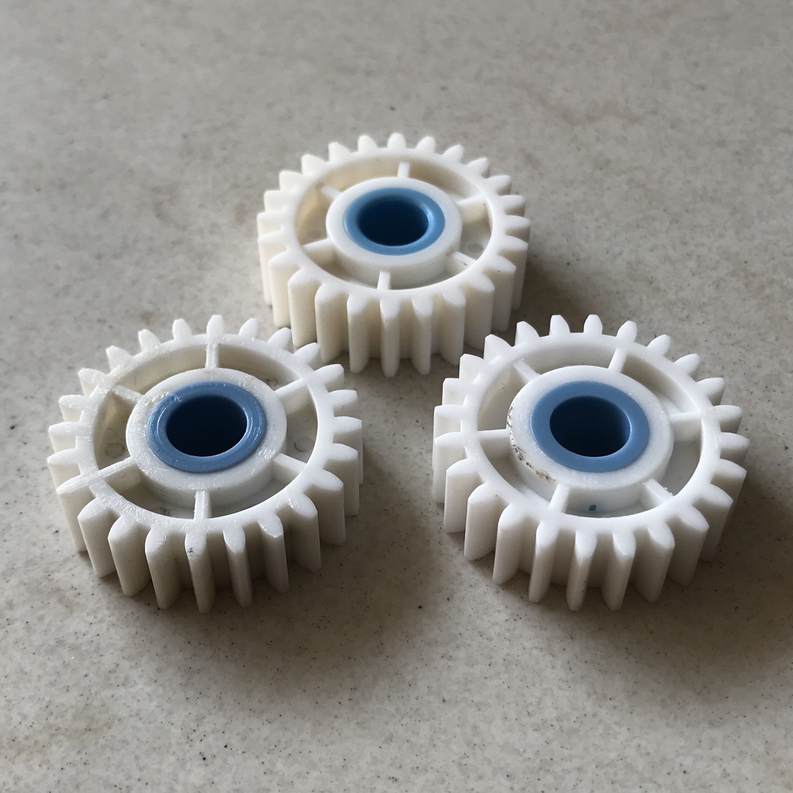 (3pcs/lot) FUJI GEAR SPUR ( 550 570 ) 24.T.O. 327C1061821 for Frontier minilabs