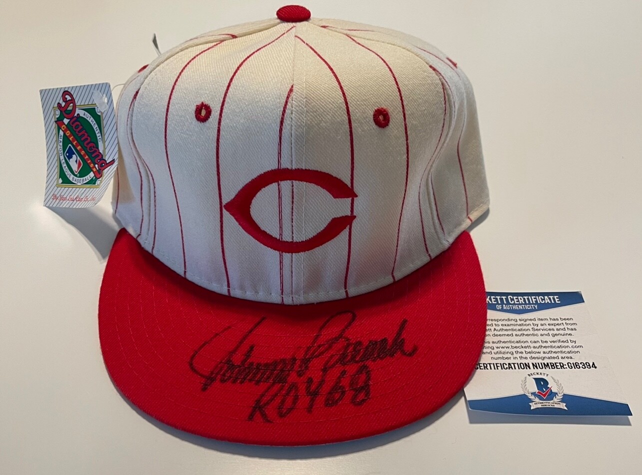 Hand signed baseball caps ( Legends ) 4 caps all hand signed. 