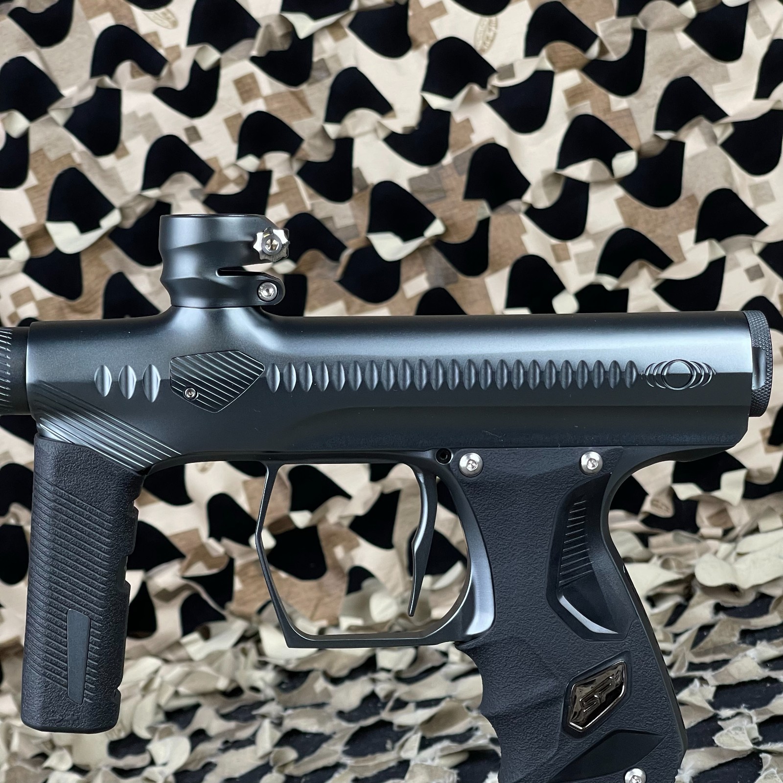 NEW Method DLX Shocker Era Paintball Gun - Gray/Gray