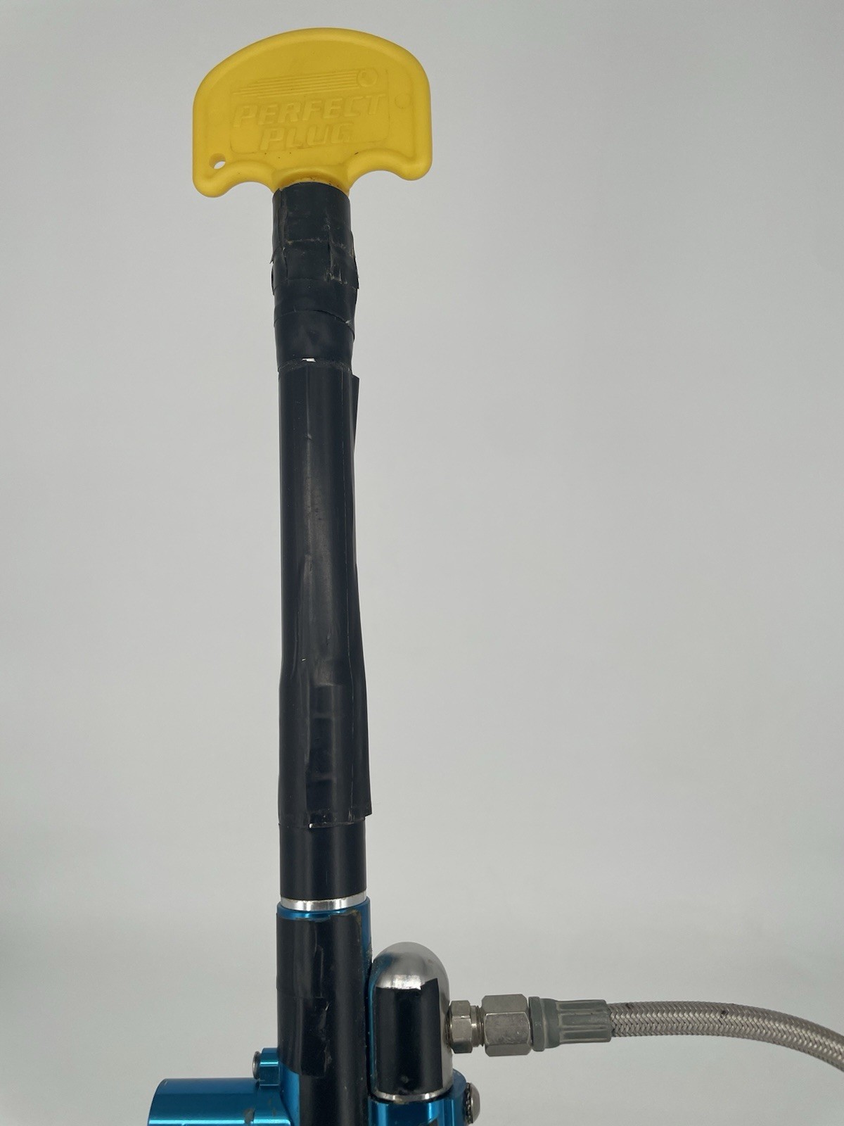 Kingman Spyder Victor Semi-Auto Paintball Gun - Gloss Teal USED As Is For Parts
