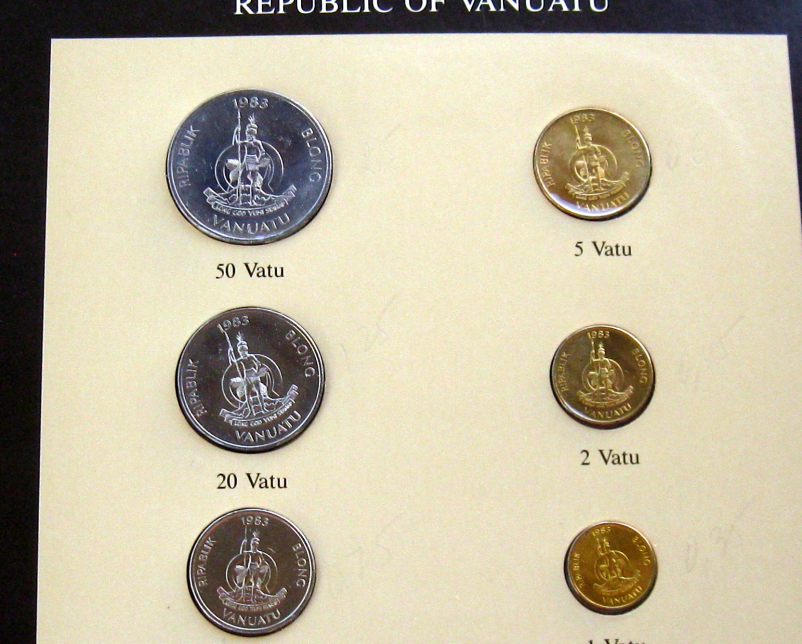 6COINS VANUATU CARDBOARD NOT CUT UNC