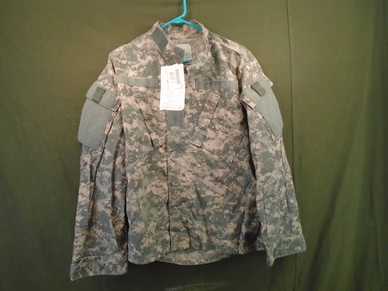 US Military Army Combat Uniform ACU Coat FR Shirt Medium - Short 2005 New 258-F