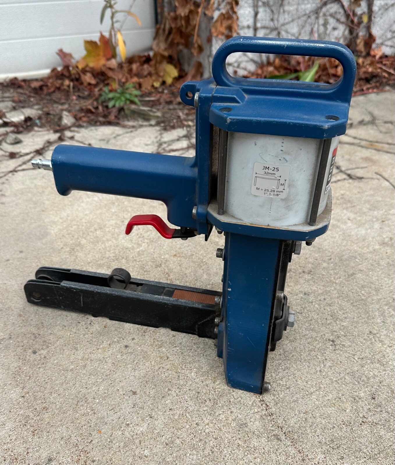ISM Pneumatic Carton Stapler # Giant  3G 1" & 1 1/8"(5709)