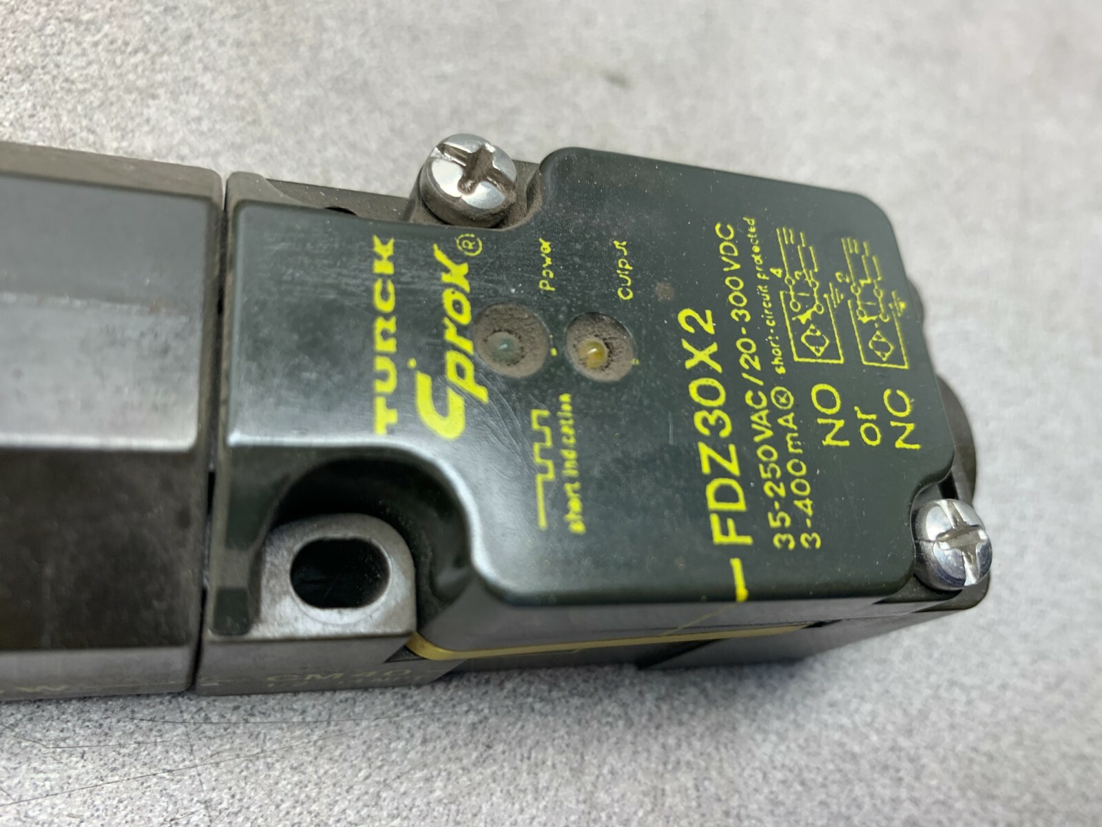 NEW IN BOX TURCK SENSOR FDZ30X2