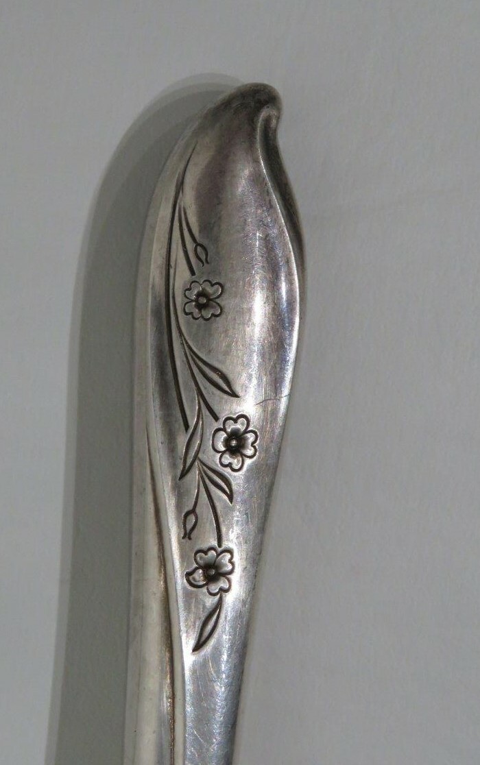 "Springtime" 2-Piece Carving Set International Silver Plate Stainless blade uu
