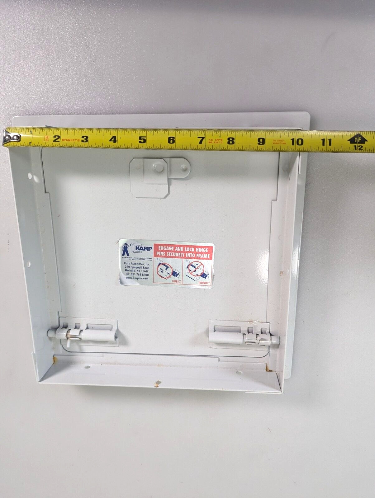 KARP METAL ACCESS DOOR 10"X10" INSIDE