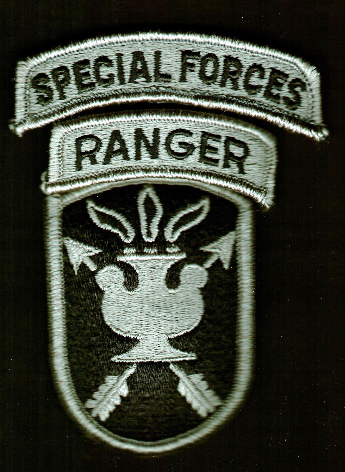 ACU PATCH SET JFK SPECIAL WARFARE CENTER WITH TABS - NO HOOK & LOOP N BACK