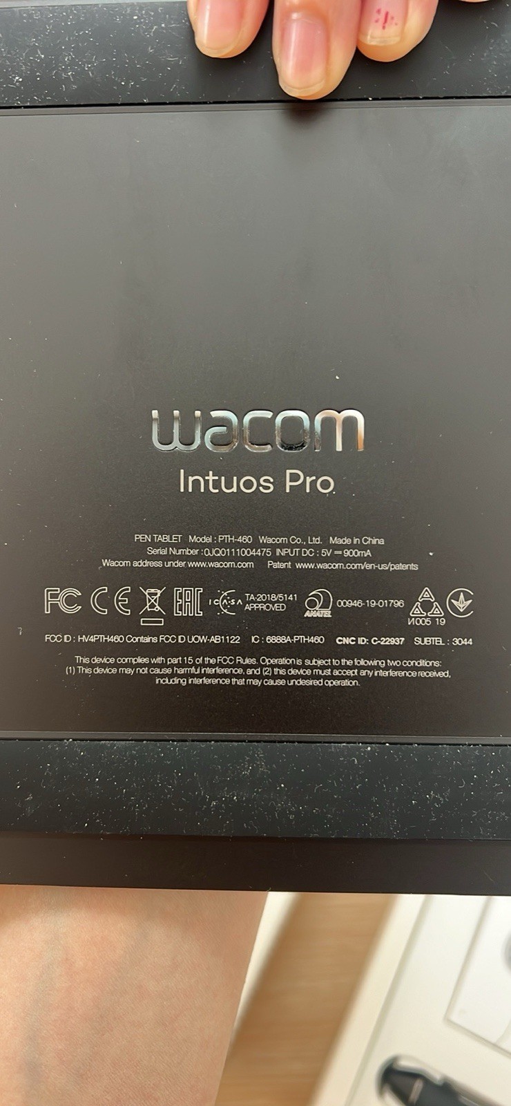 Wacom Intuos Pro Graphics Pen Tablet