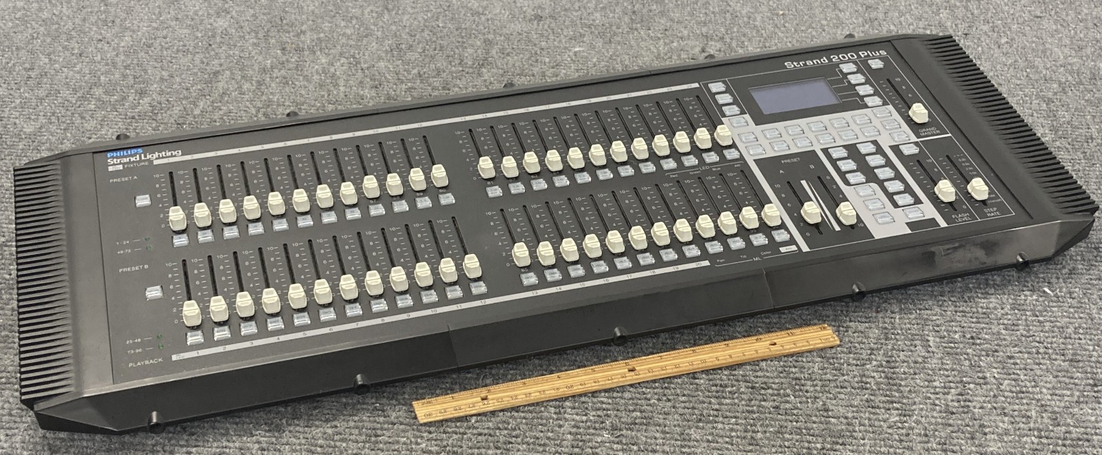 Phillips 64341 Strand 200 Plus 24/28 Portable Console (Unit Only)