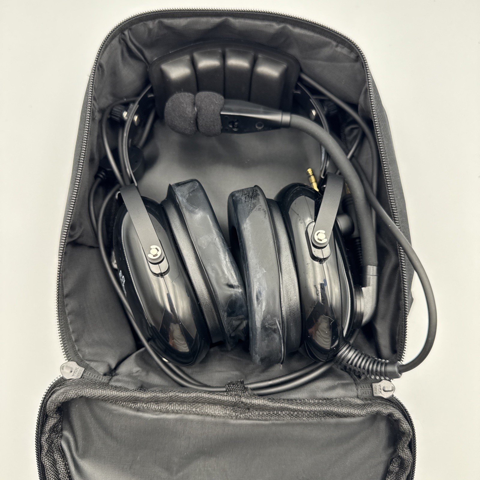 Rugged Air RA200 General Aviation Headset for Pilots
