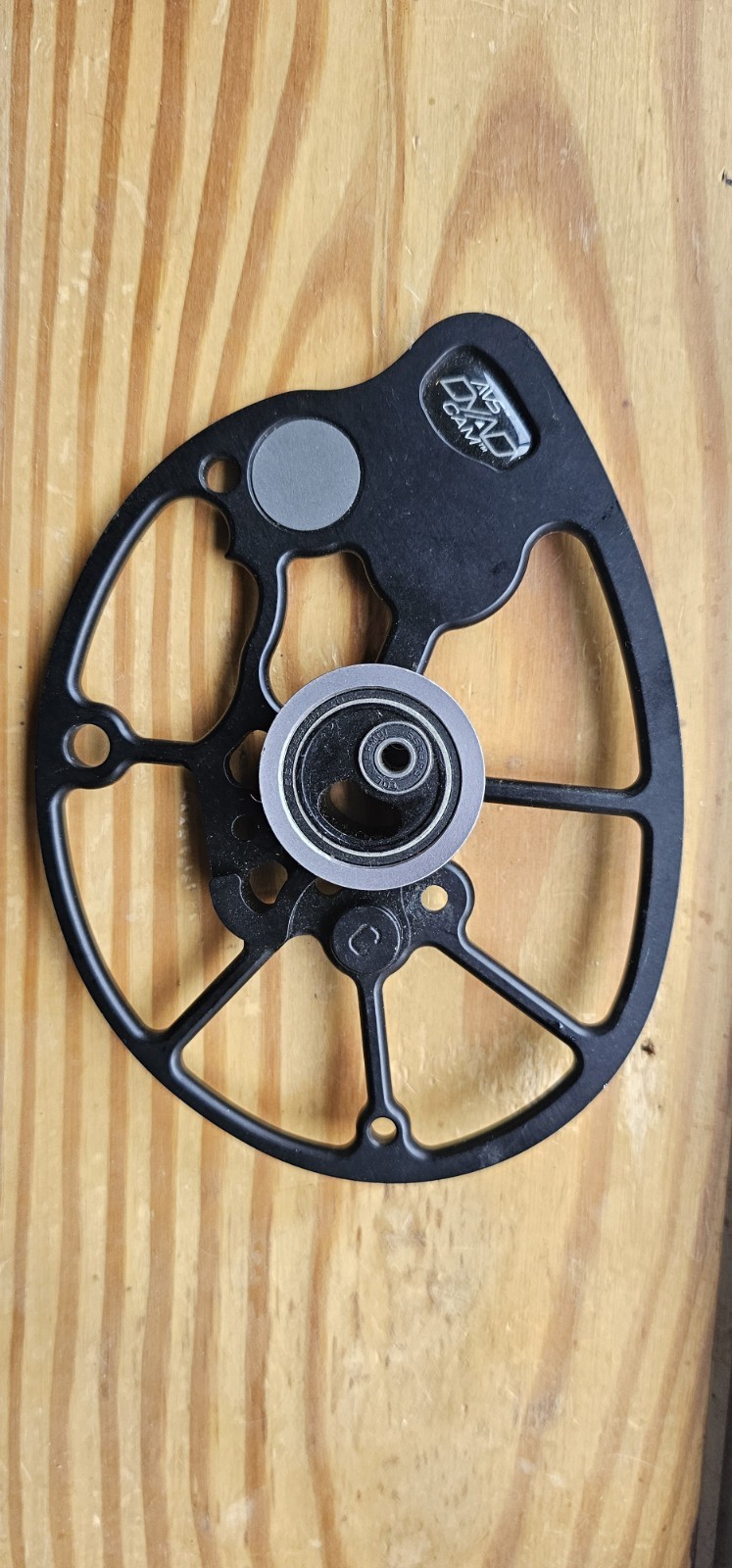 Mathews Chill AVS DYAD (DY-B) Cam Right Or Left Hand  For CHILL Series Bows