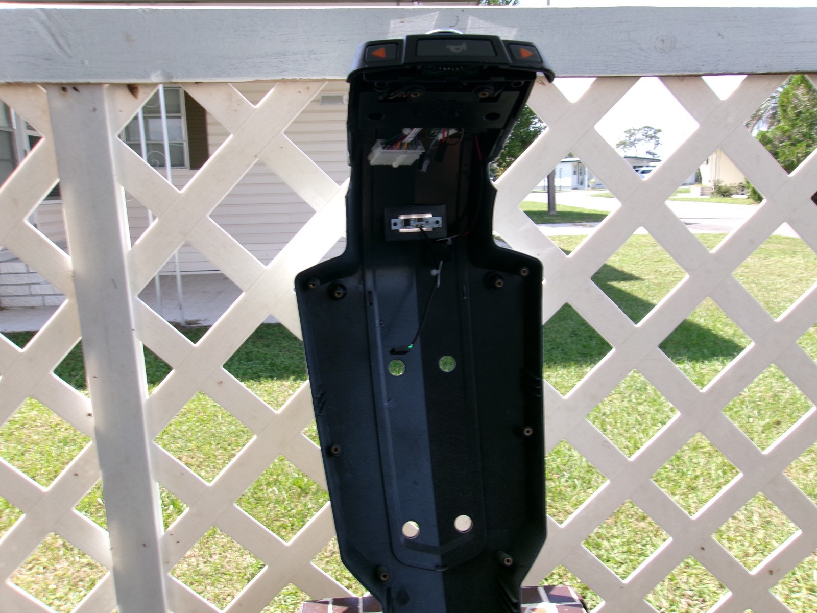 White Tiller Front Shroud w/ Top Dash Console for Zero Turn 10 # 6095