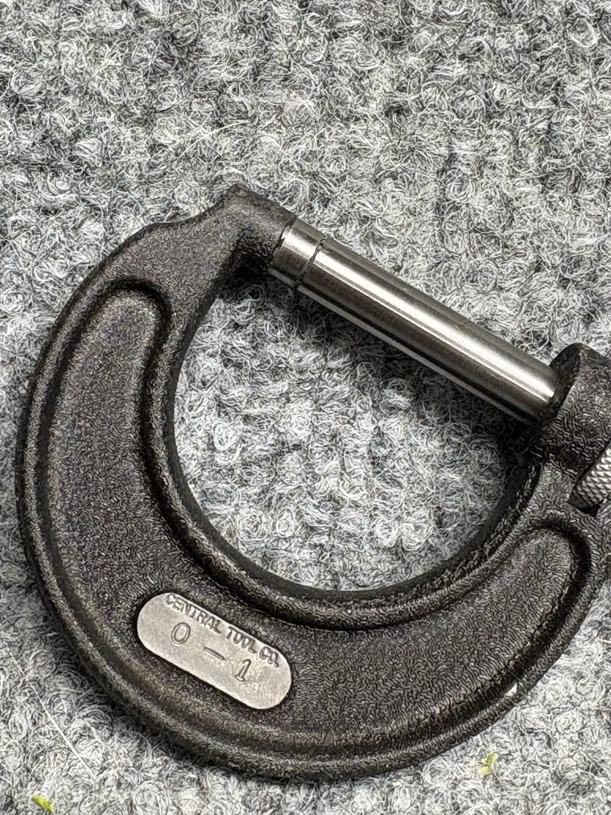 CENTRAL TOOL Micrometer 0-1 IN MEASURING TOOL