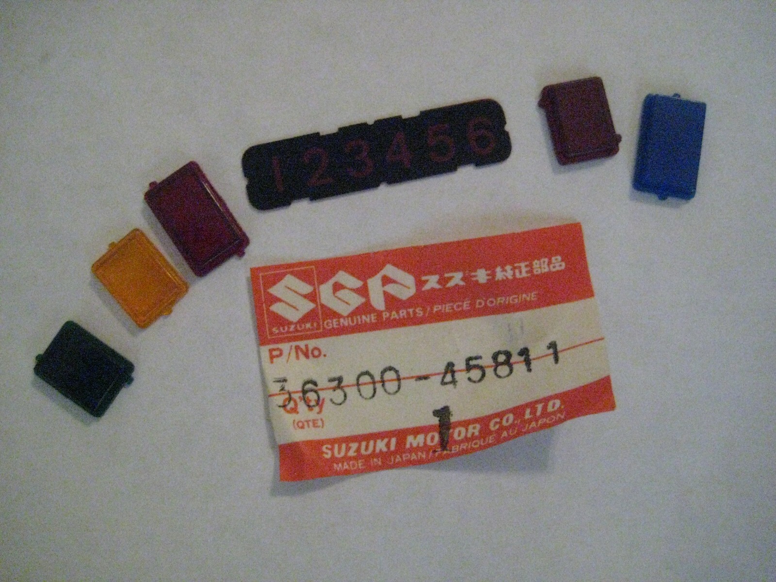SUZUKI GS1000/850/750/550/450 PILOT LAMP LENS SET NOS!