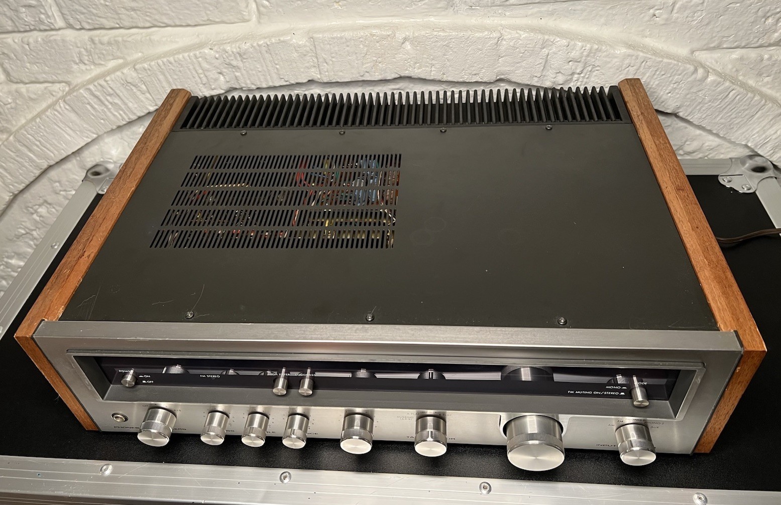 Vintage KENWOOD KR-4600 30wpc Stereo Receiver Clean & Fully Functioning!