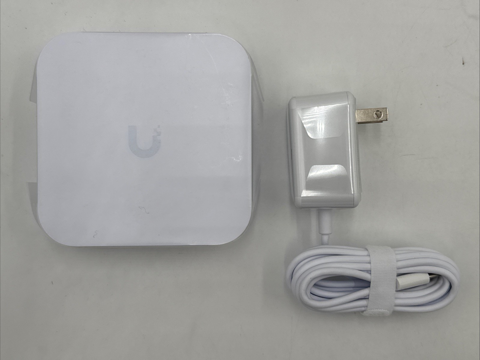 Ubiquiti UniFi Networks Gateway Lite - UXG-Lite - Open Box