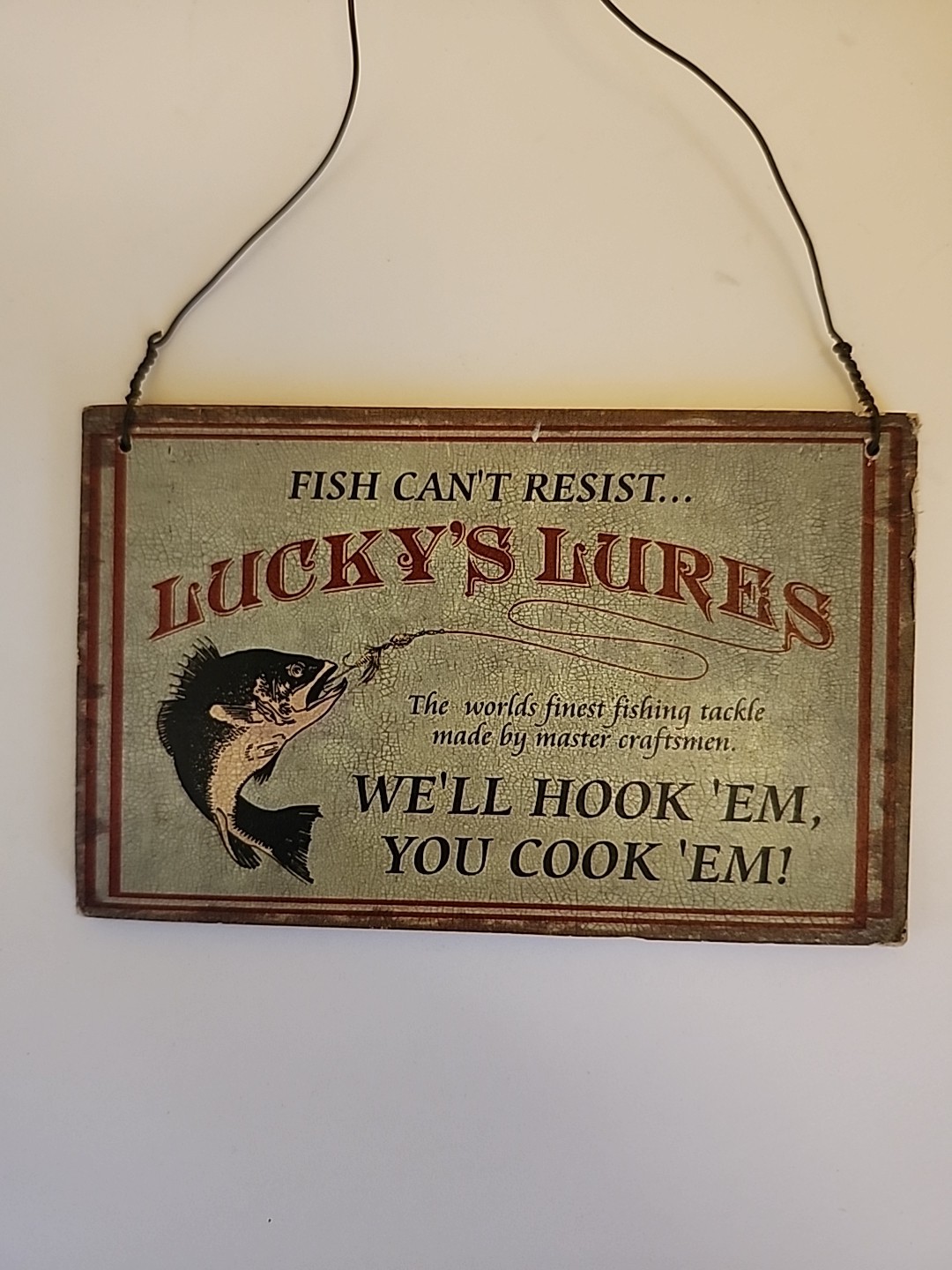 Vtg Lucky Lures Plaque Small 4" Preowned VGC