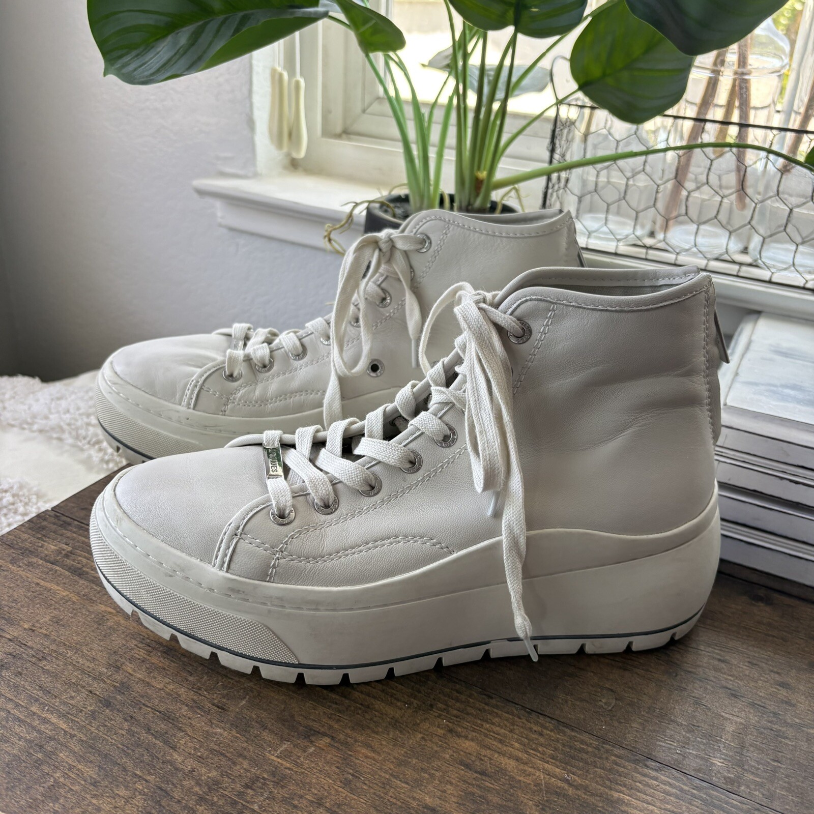 J/Slides NYC Chunky Platform Sneaker Boot White Leather Shoe Size 8.5