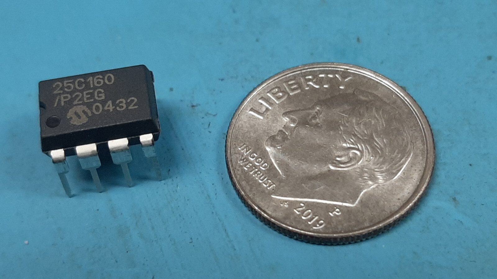 25C160P Serial Eeprom, 16Kbit, 3Mhz, Dip-8 / SMD