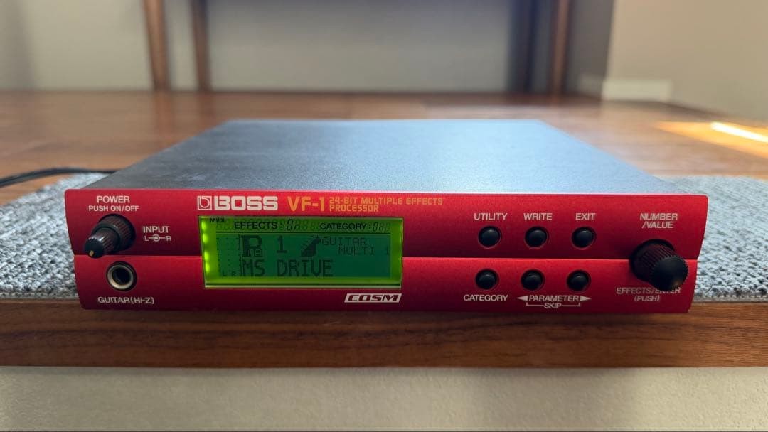Excellent BOSS VF-1 Multi-Effects Processor