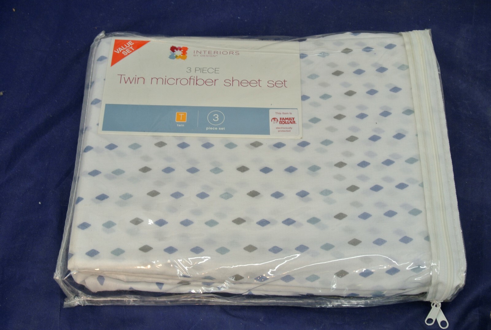 INTERIORS BY DESIGN  3 PIECE TWIN MICROFIBER SHEET SET, NEW