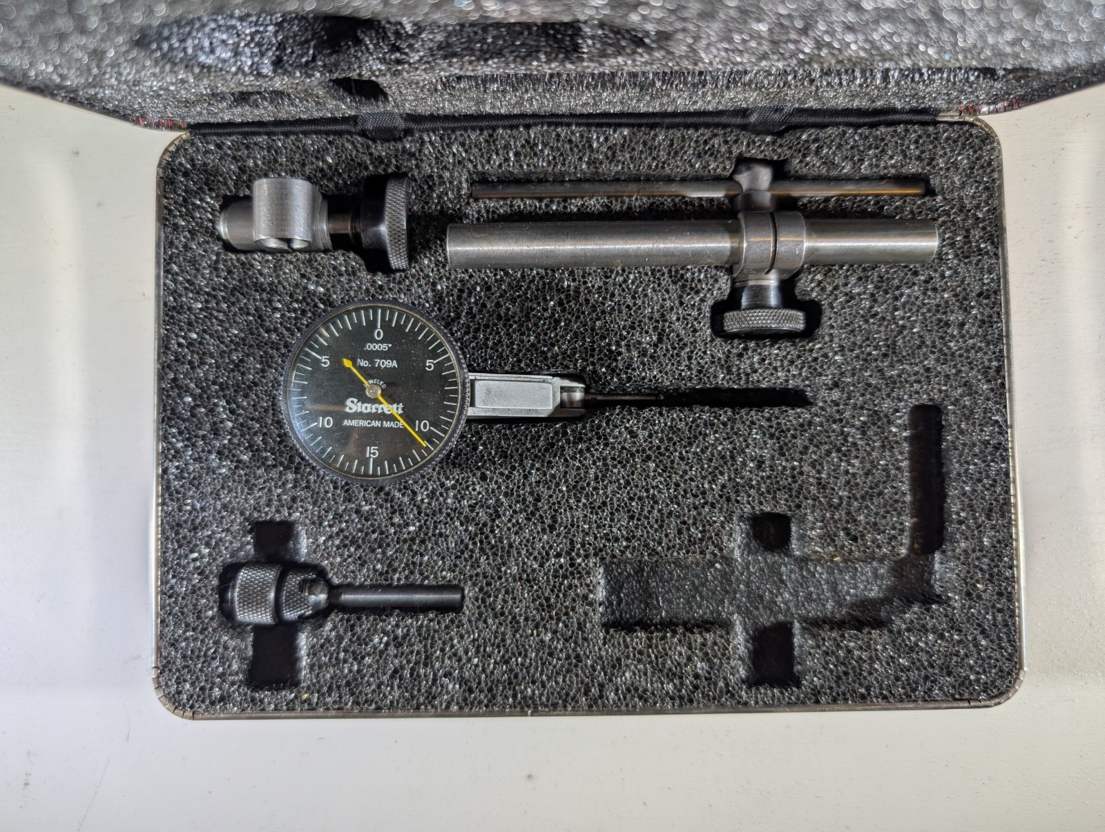 Starrett 709A Dial Test Indicator Black Dial Face .0005 With Orginal Case