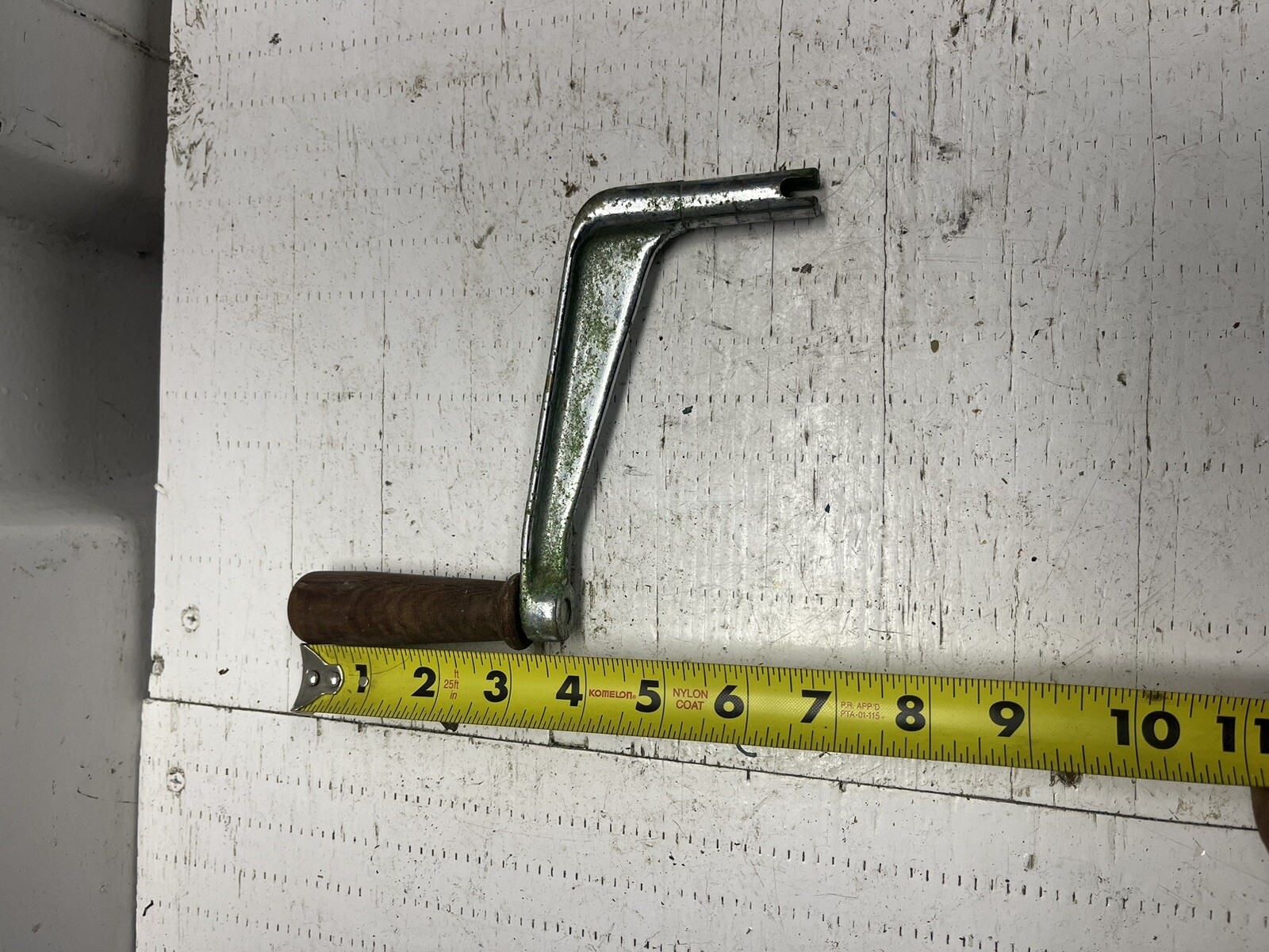 LEWMAR EMSWORTH SPEED WINCH HANDLE 6”