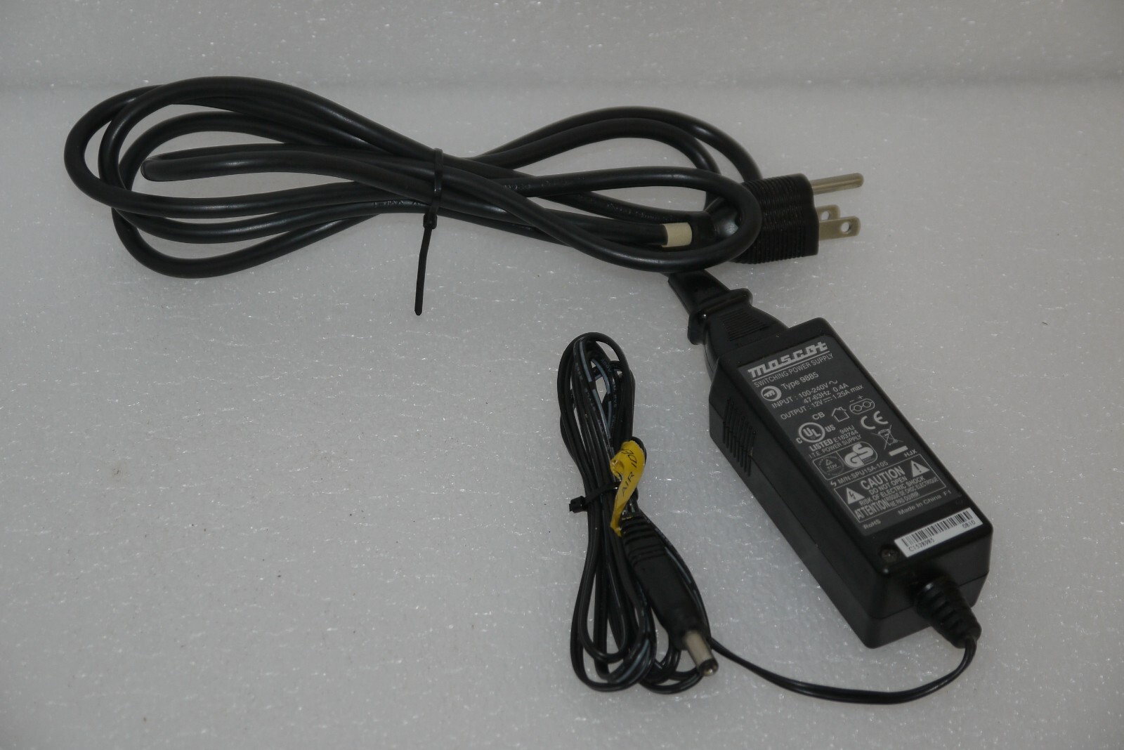 Mascot 9885 Switching Power Supply 12 VDC 1.25A