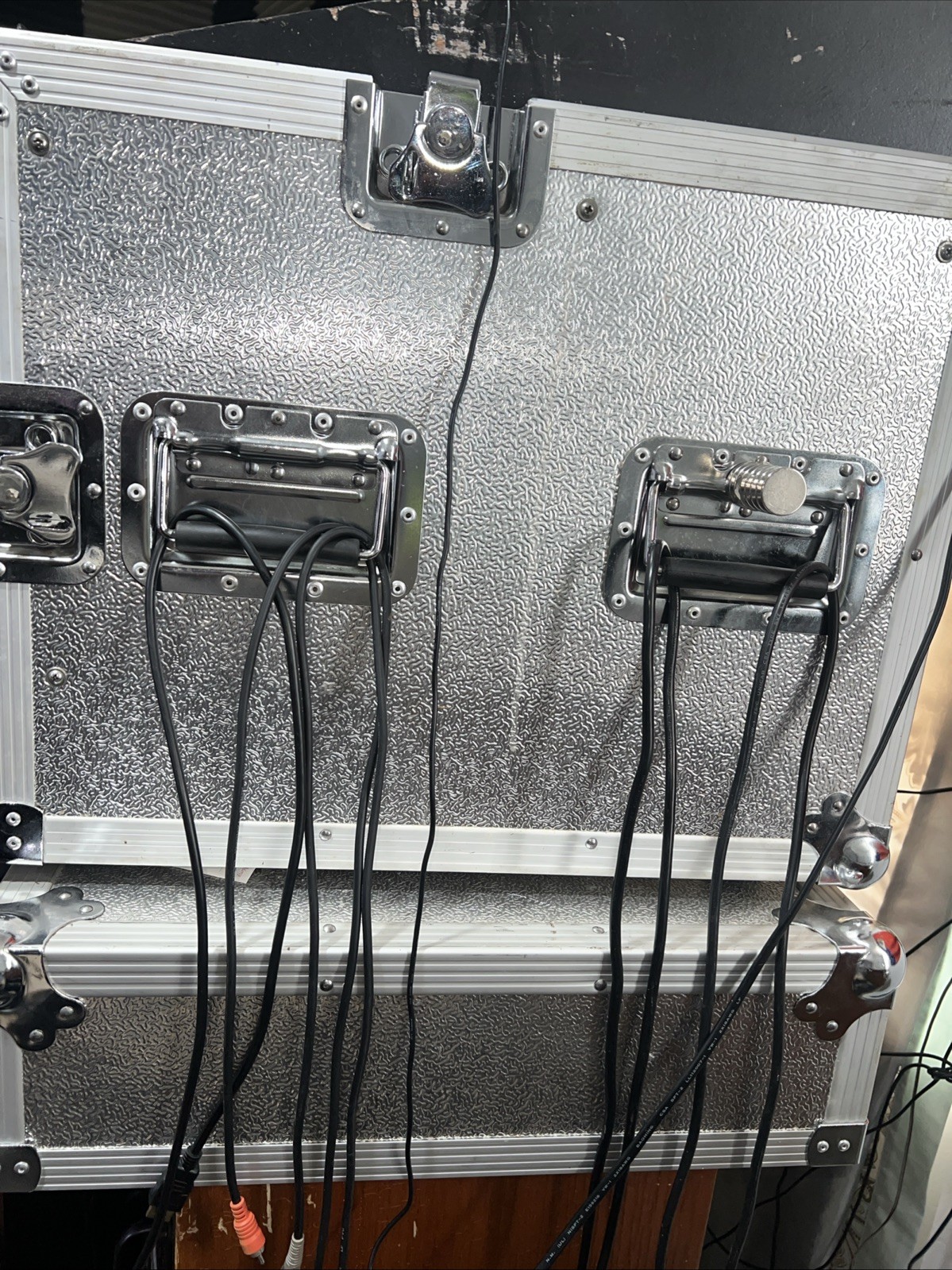 DJ Set with CD Players, Equalizer, Compressor, And Power Amplifier