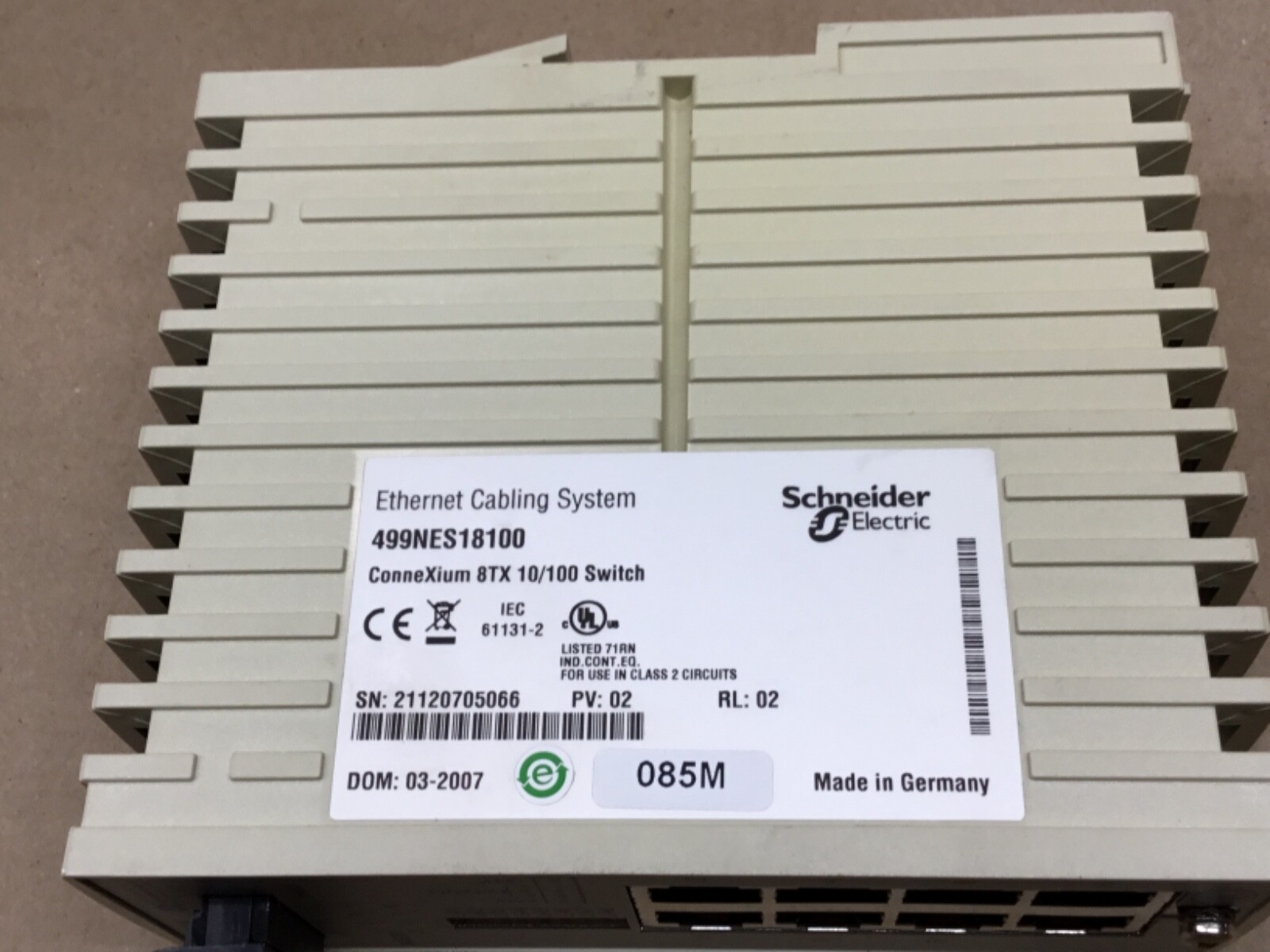 S​CHNEIDER MODICON 499NES18100 ETHERNET SWITCH CABLING SYSTEM #50H37*KR
