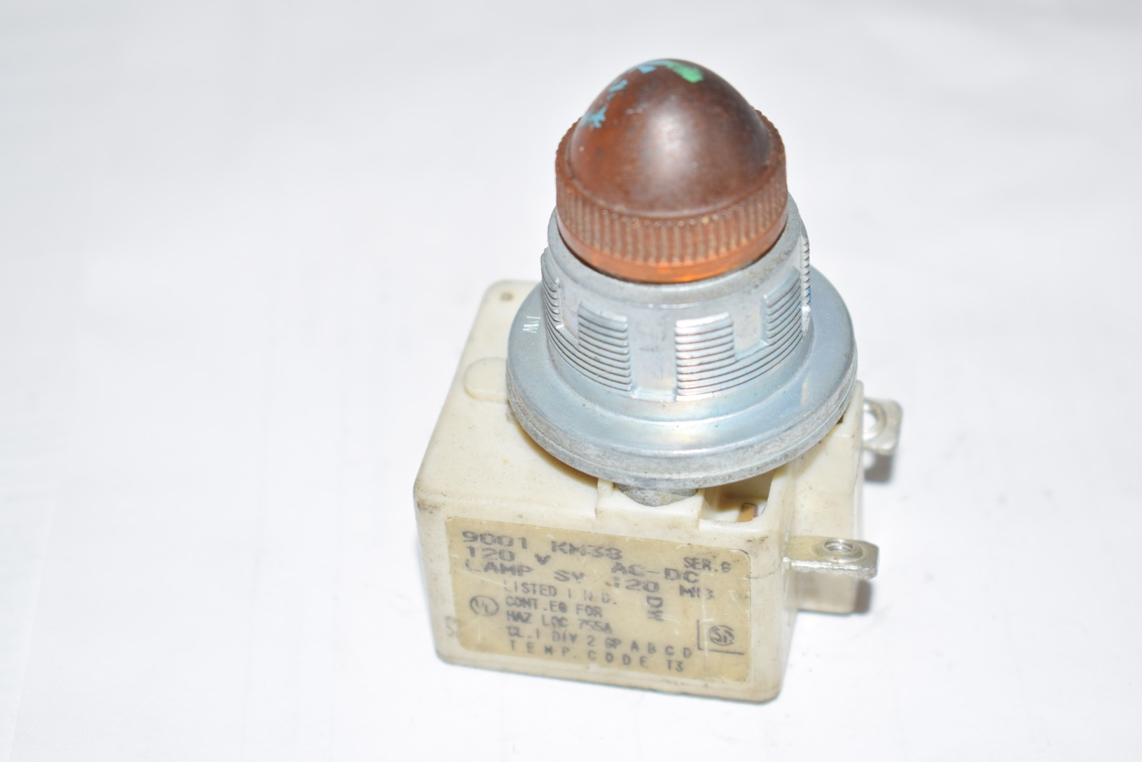 Schneider Electric 9001KM38 120V Lamp Switch