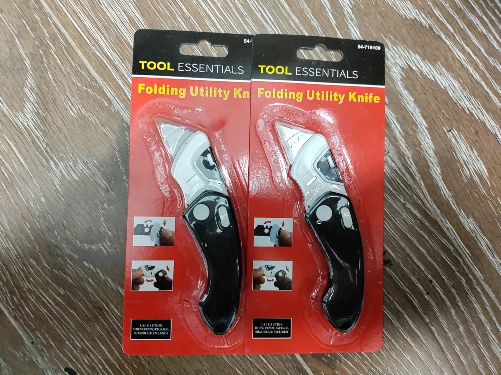 Tool Essentials Utility Knife Cutter Lightweight Folding Durable New lot of 2