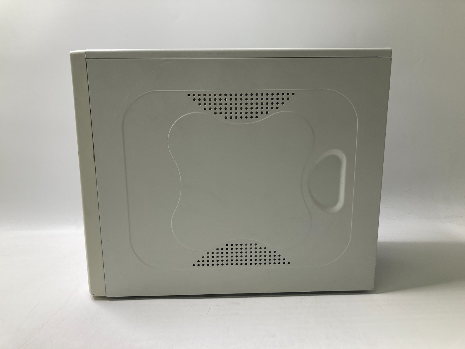 Vintage Beige Computer Case w/ 250W Power Supply