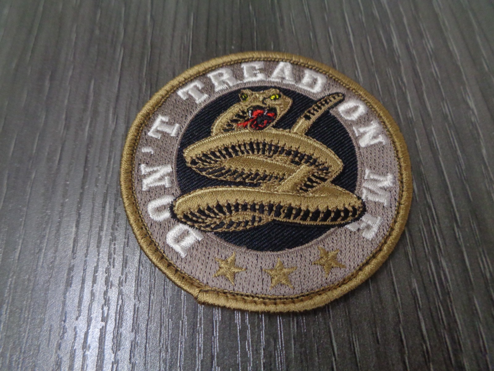Don't Tread On Me Hook-Back Moral Patch ROUND   W/ HOOK  NEW WITH OUT TAG