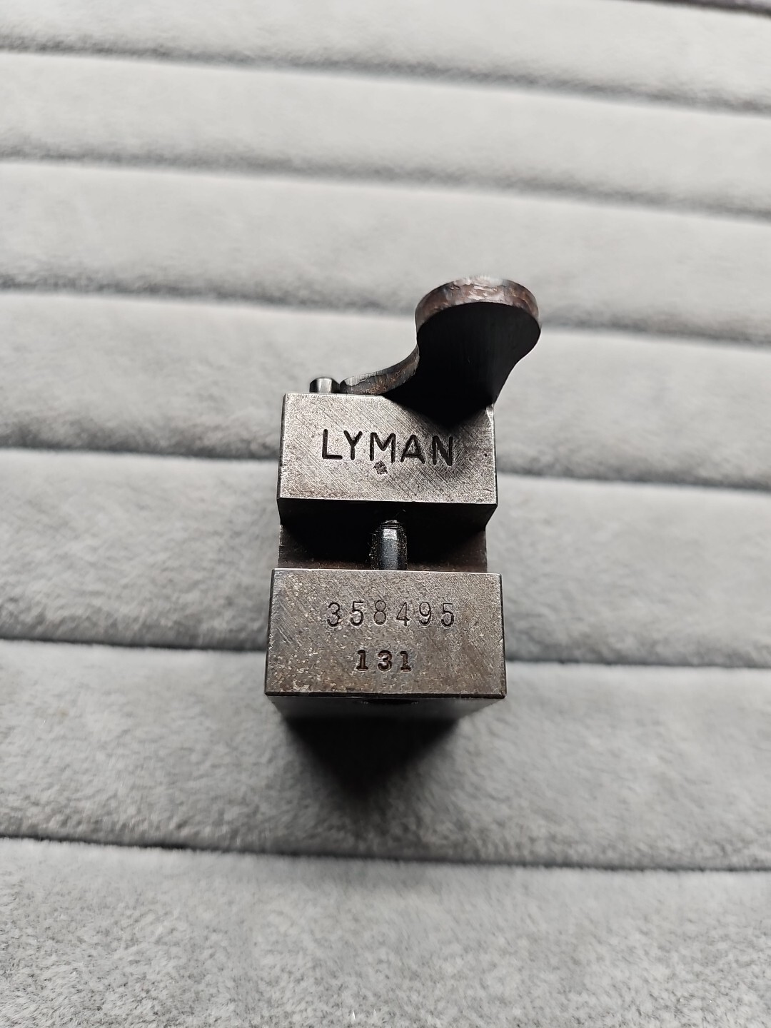 Lyman  358495  Cavity Bullet Mold  131
