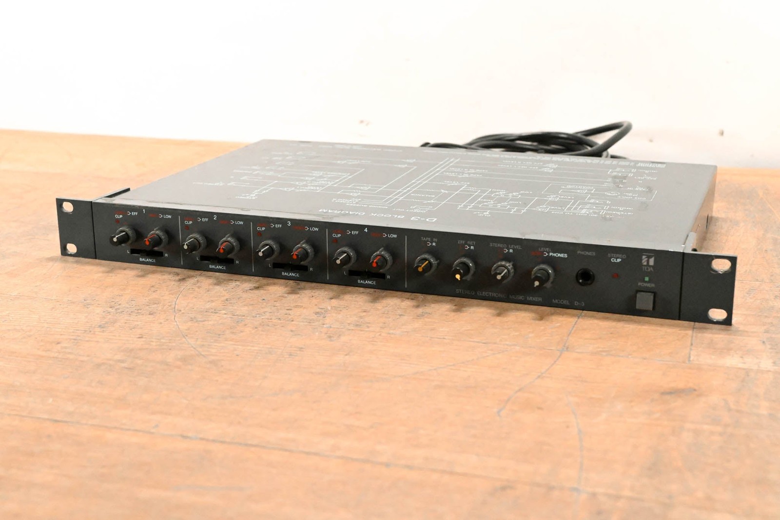 TOA D-3 Stereo Electronic Music Mixer CG01TQQ