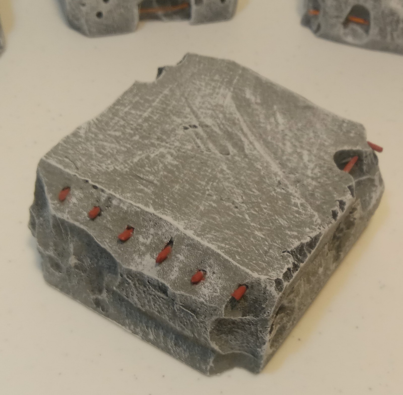 Miniature Terrain-2 " tall 4" × 4" CONCRETE RUINS for Wargaming
