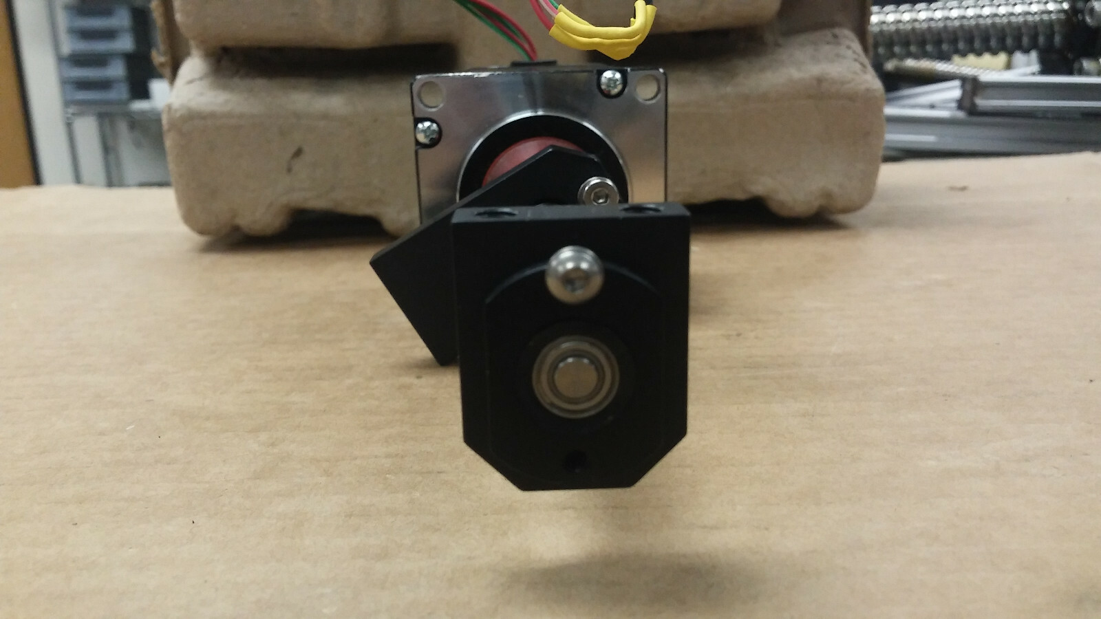 HAYDON SWITCH & Instruments E57H43-12-008 Stepper Motor Linear Actuator