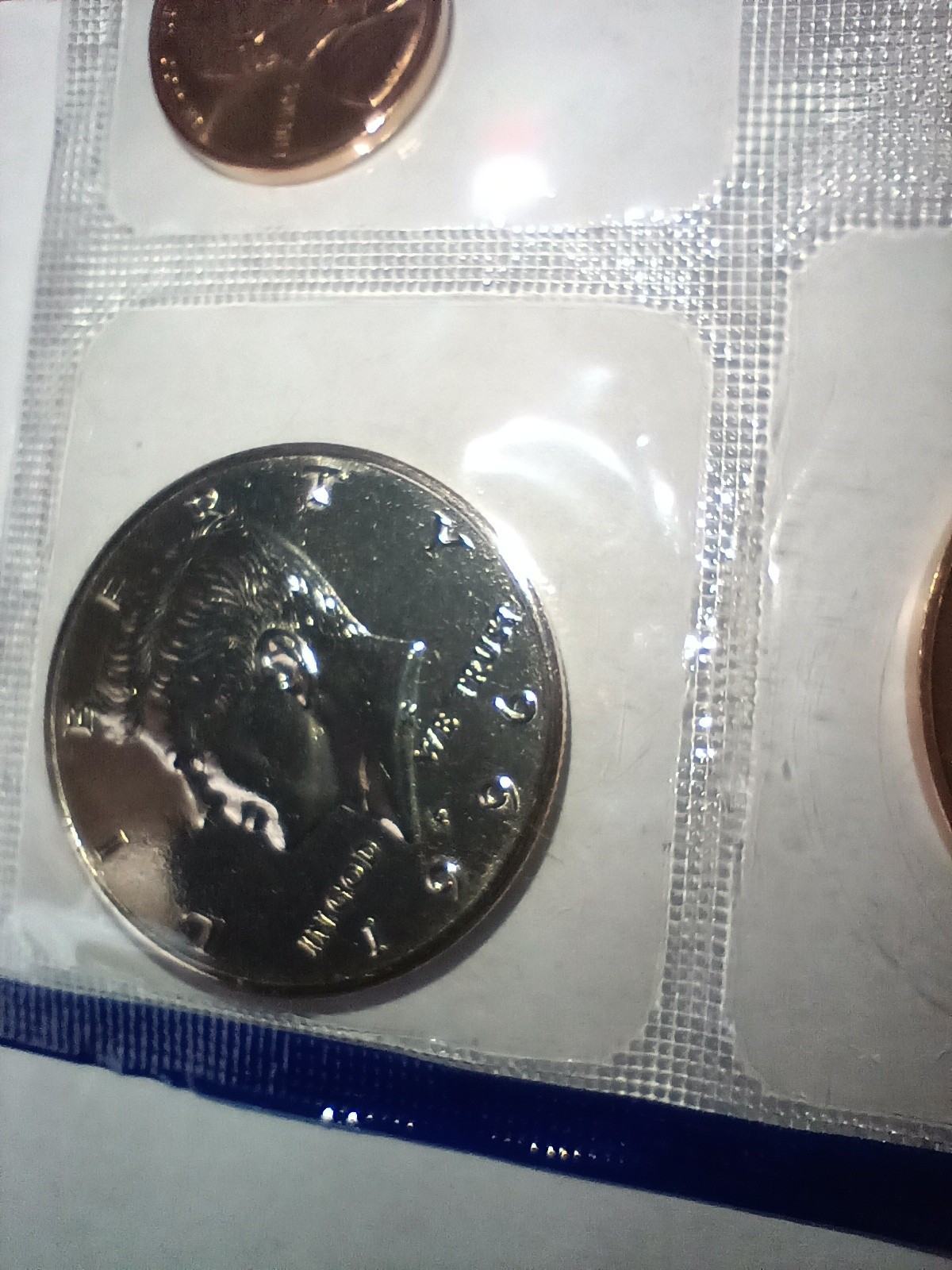 1996 PHILADELPHIA SOUVENIR MINT SET !