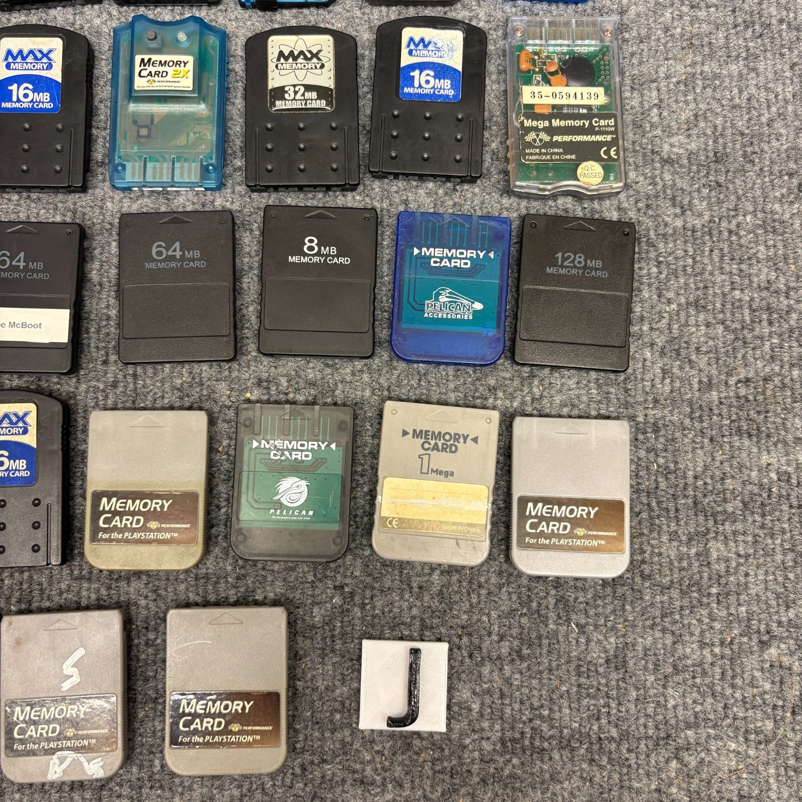 Huge Playstation 1 & 2 8MB Memory Cards Dongles PS1 & PS2 Lot Bundle UNTESTED