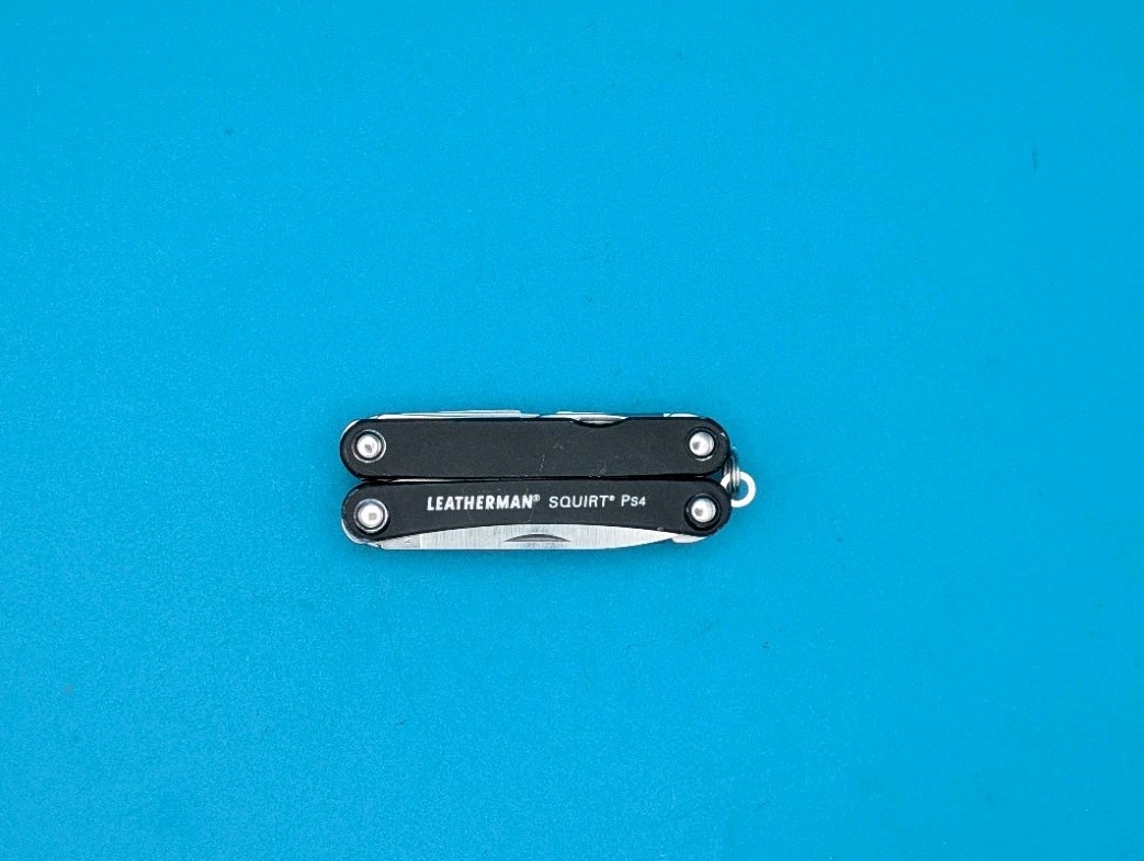 Leatherman SQUIRT PS4 Multi-Tool With Pliers Scissors Knife BLACK!