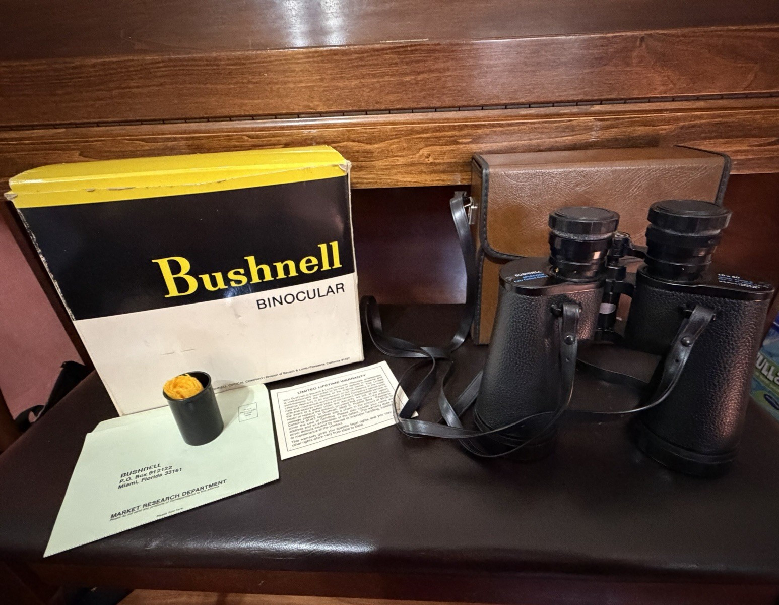 Bushnell Sportview InstaFocus 10x50 Wide Angle Porro Binoculars Case Box