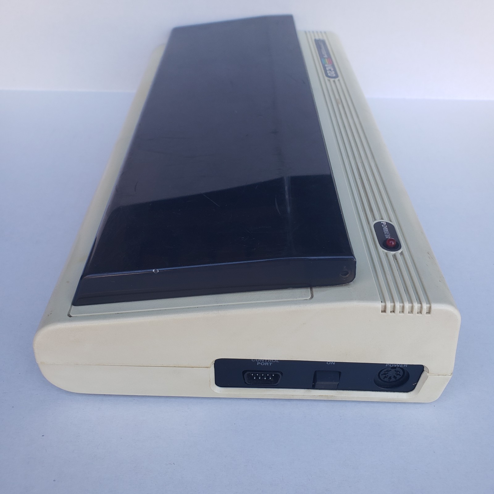 Vintage Commodore VIC 20 Computer w/ RF Cable AS IS POWERS ON BUT UNTESTED
