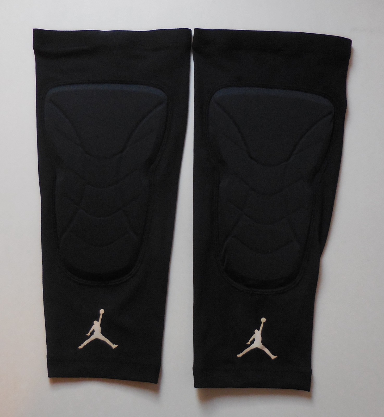 Nike Jordan Pro Hyperstrong Padded Shin Sleeves Men Black/White XXL 1 Pair