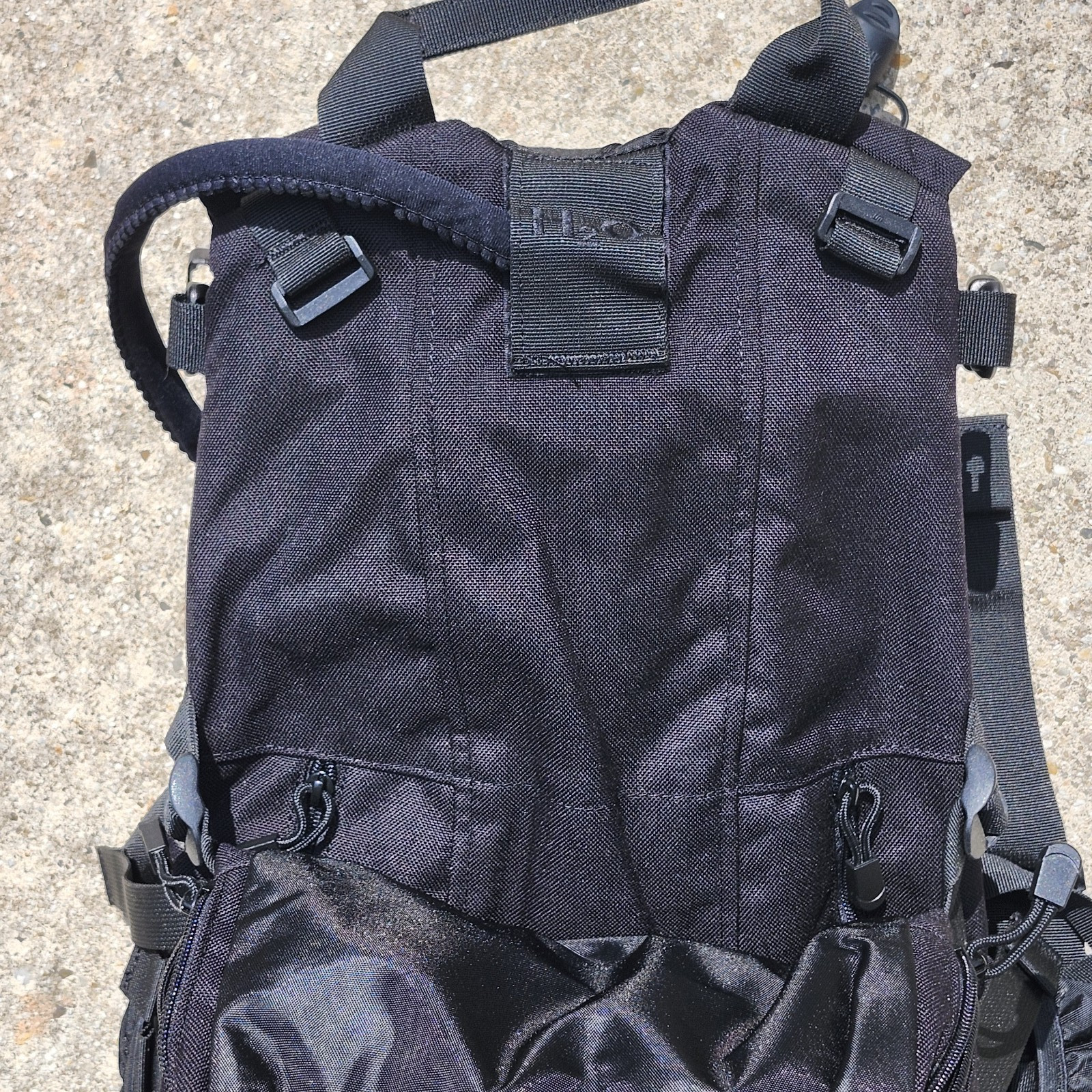 OLDGEN Camelbak Transformer Hydration System Backpack With Reversible Rain Cover