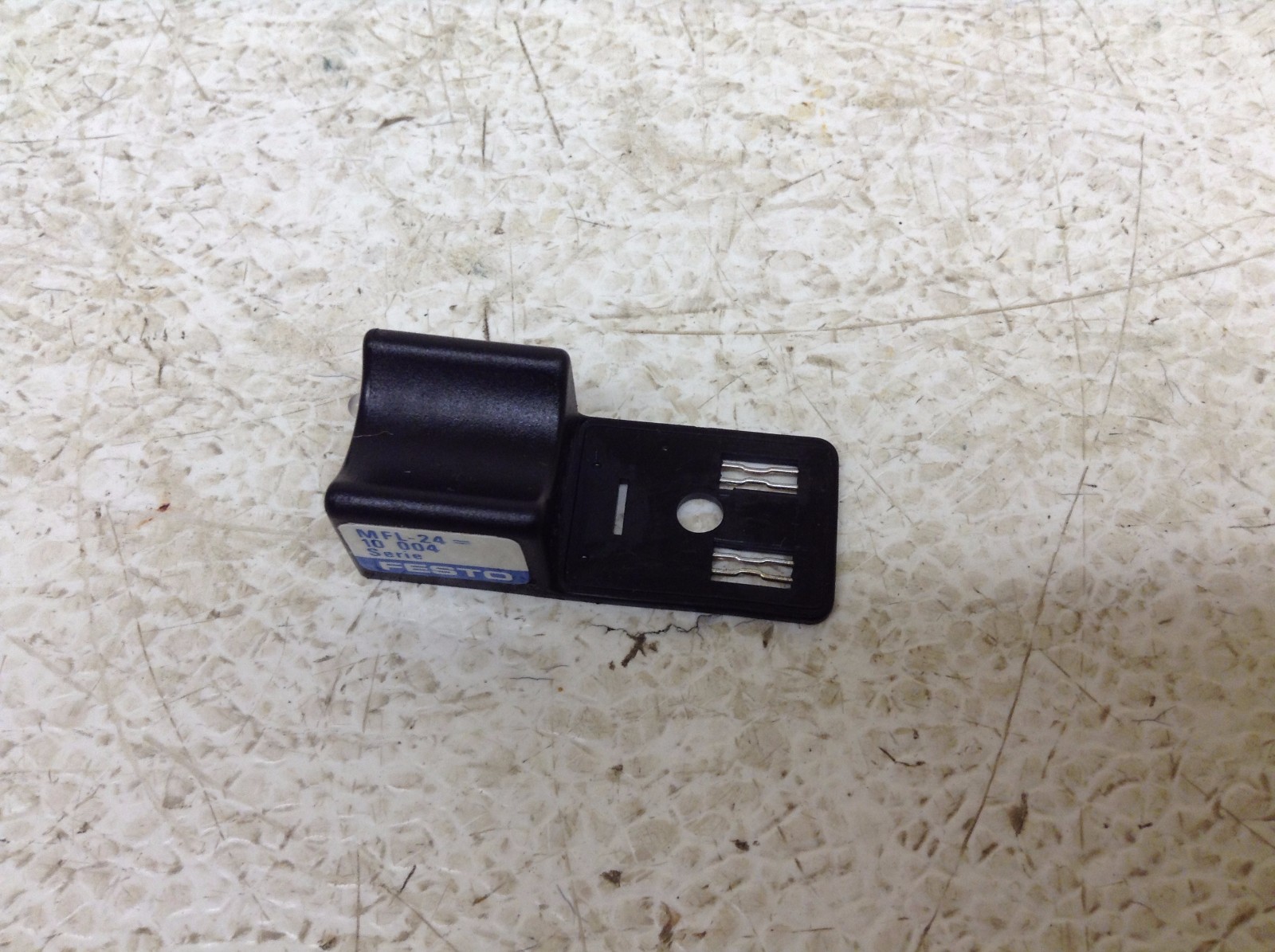 Festo MFL-24 LED Indicating Plug MFL24
