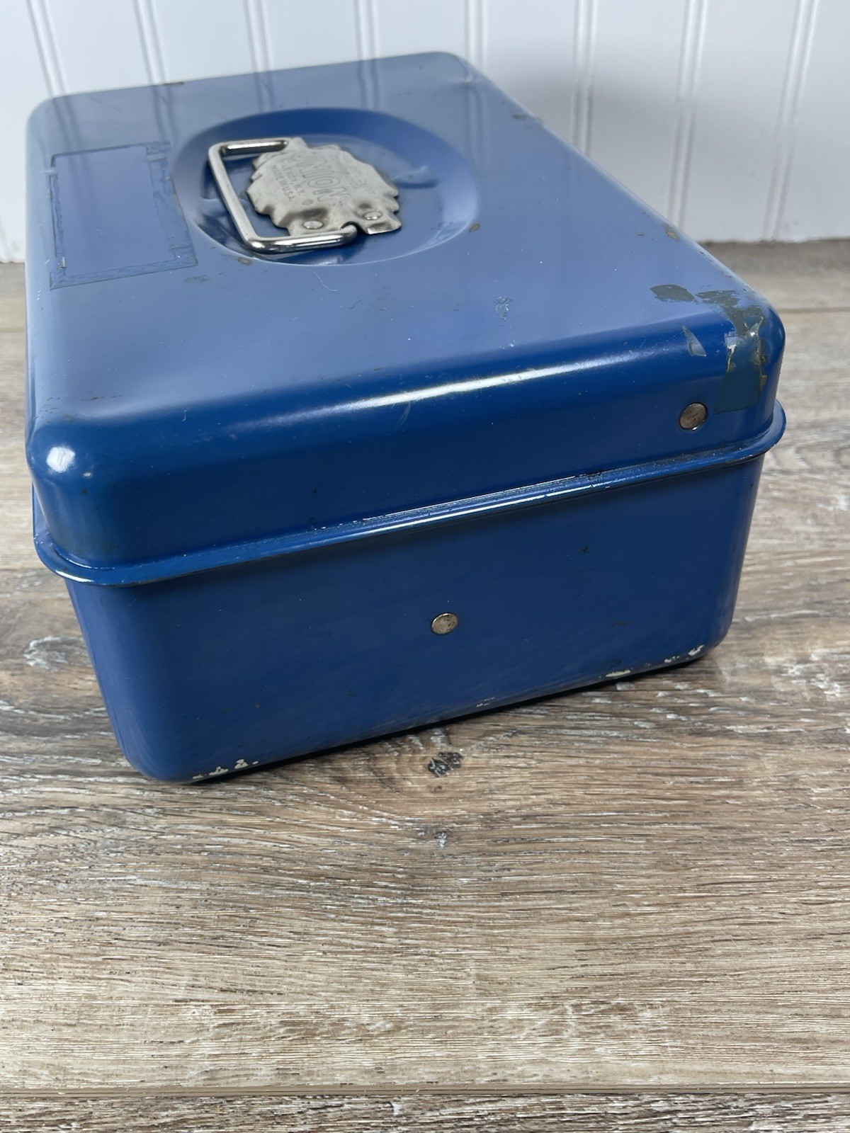 Vintage Union Metal Model 1111 Cash tackle box Blue Fold Out USA NO KEY