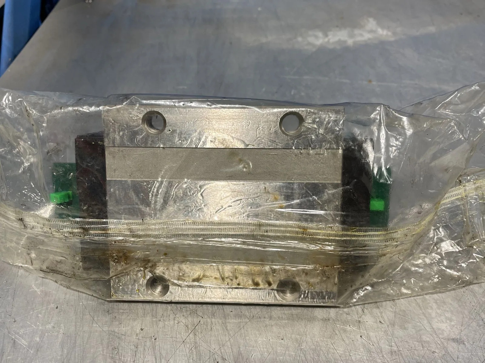 LINEAR MOTION GUIDE BLOCK
