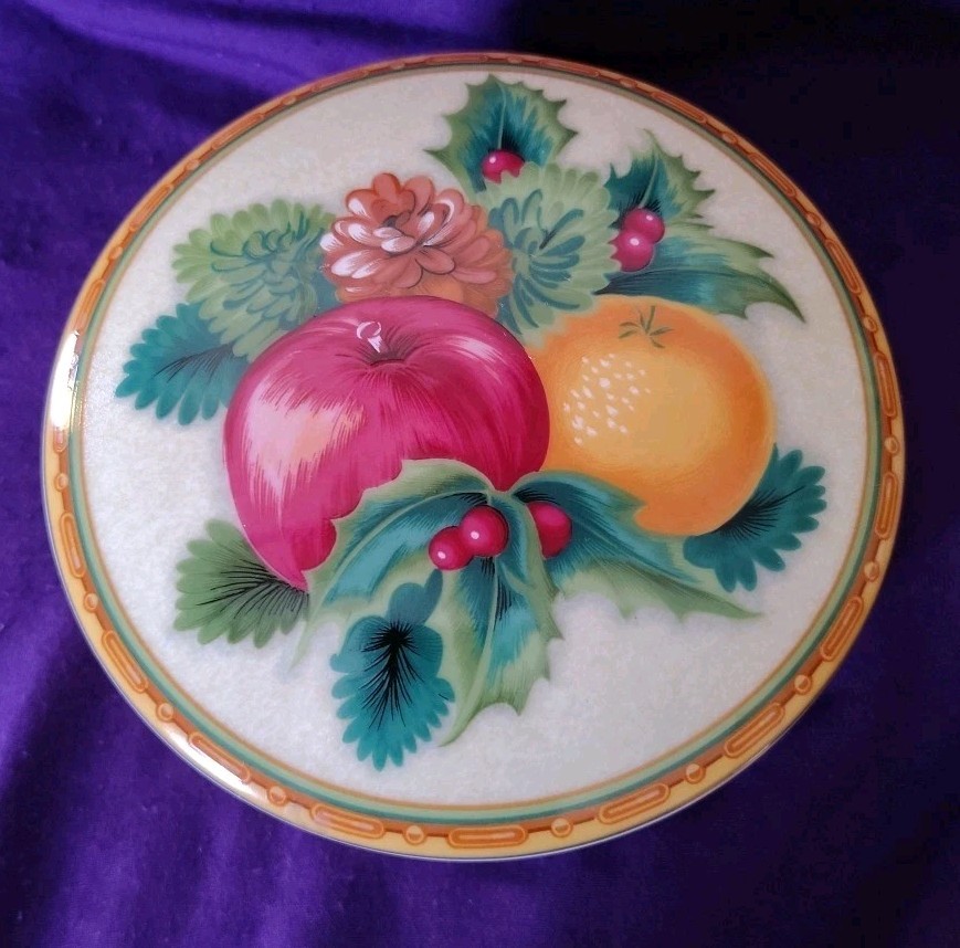 Mikasa Japan UT111/683 Holiday Fruit Covered Dish 2 1/2 x 5"